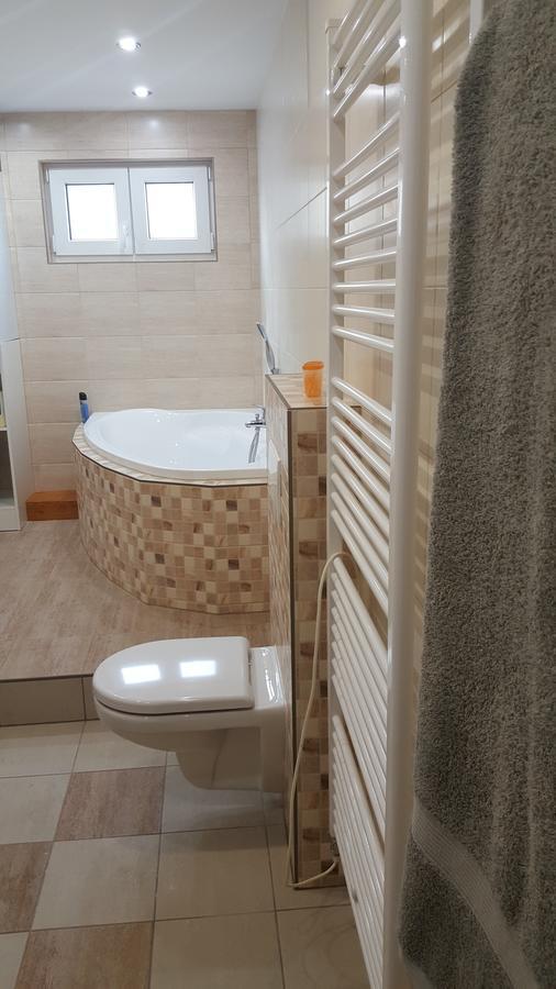 Apartmany Za Sakurou 호도닌 외부 사진