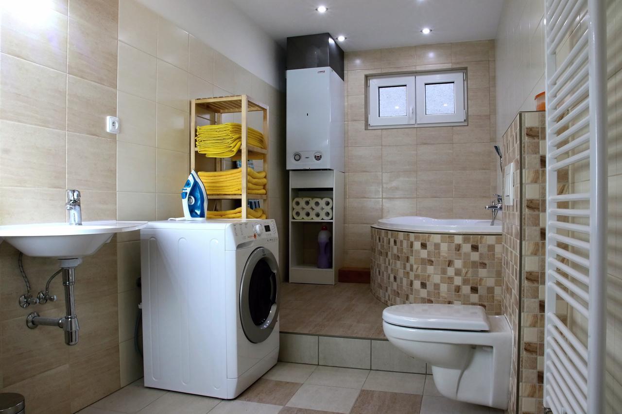 Apartmany Za Sakurou 호도닌 외부 사진